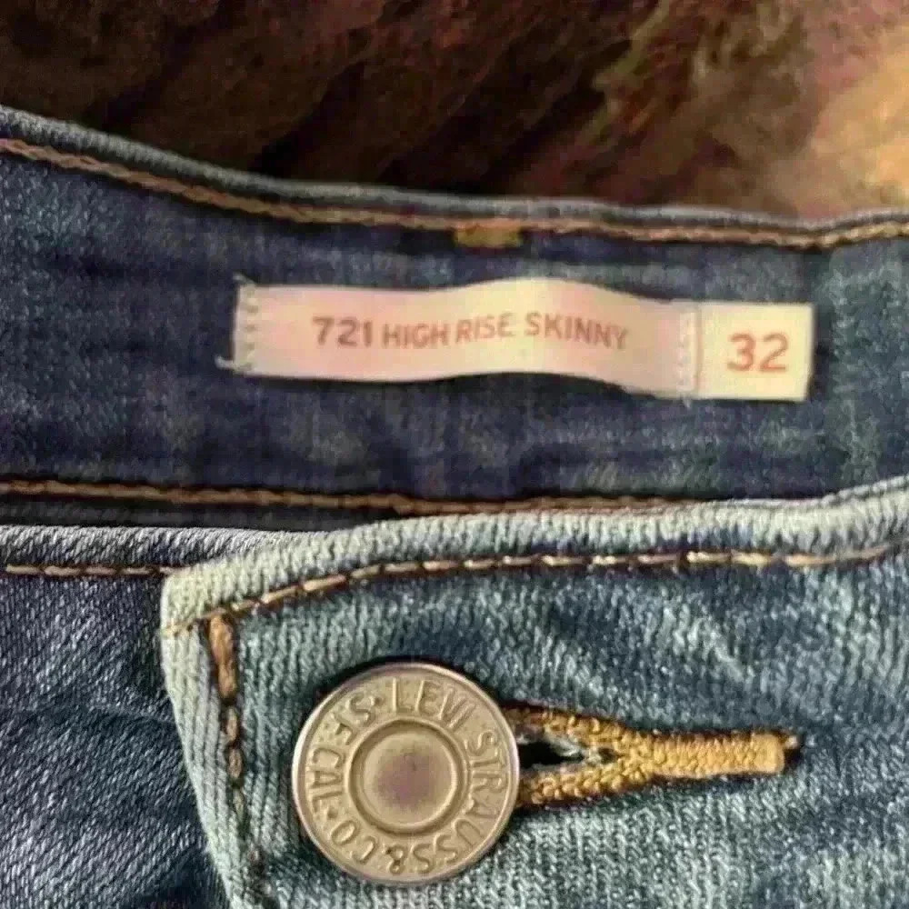 LEVIS 721 - HIGH RISE SKINNY JEANS - COLOR BLUE - WOMENS - SIZE 32 - Picture 3 of 6